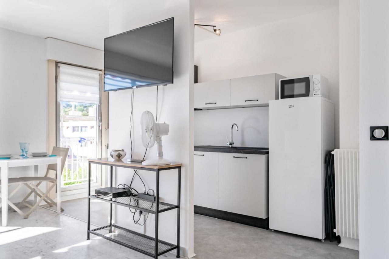 Appartement Clemenceau - Welkeys Валлорис Экстерьер фото